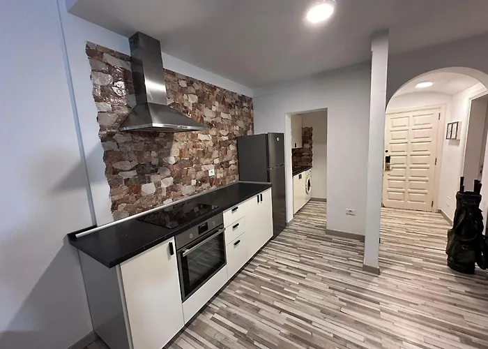 Island Village Апартаменты