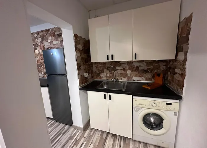 Island Village Апартаменты